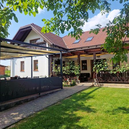 Pri Storklji Hotel Moravske-Toplice Exterior photo