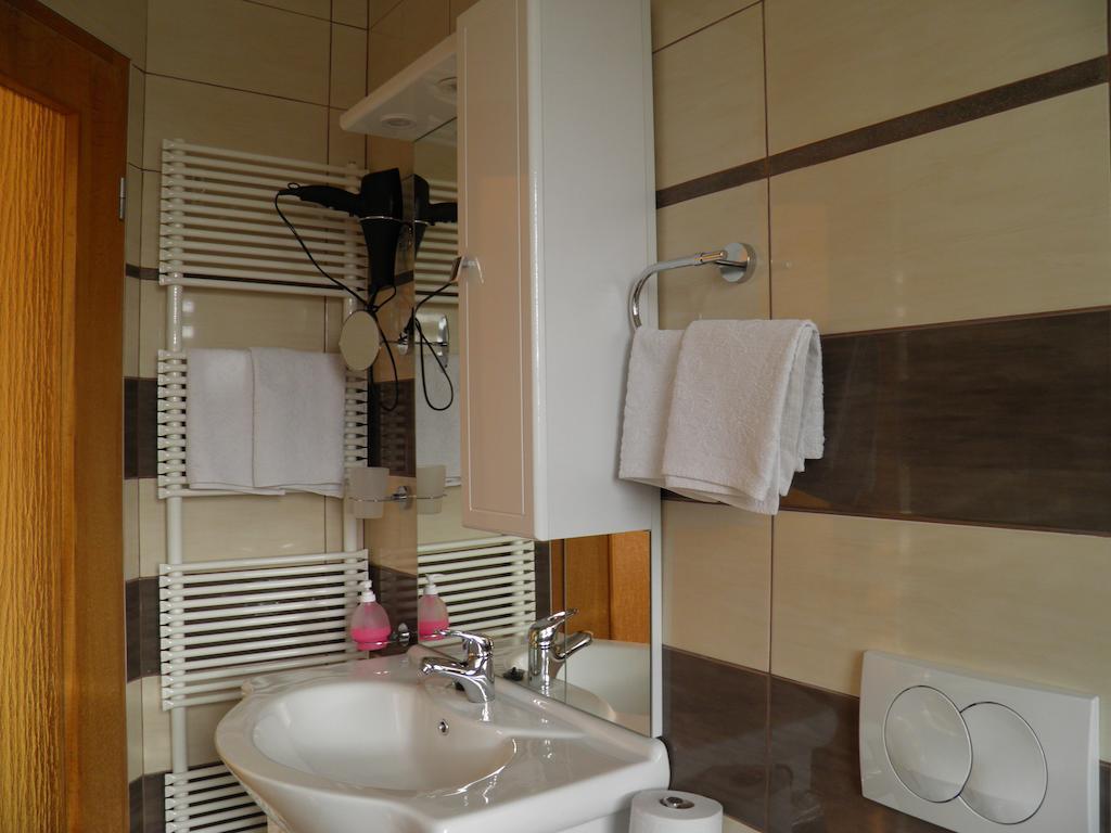 Pri Storklji Hotel Moravske-Toplice Room photo