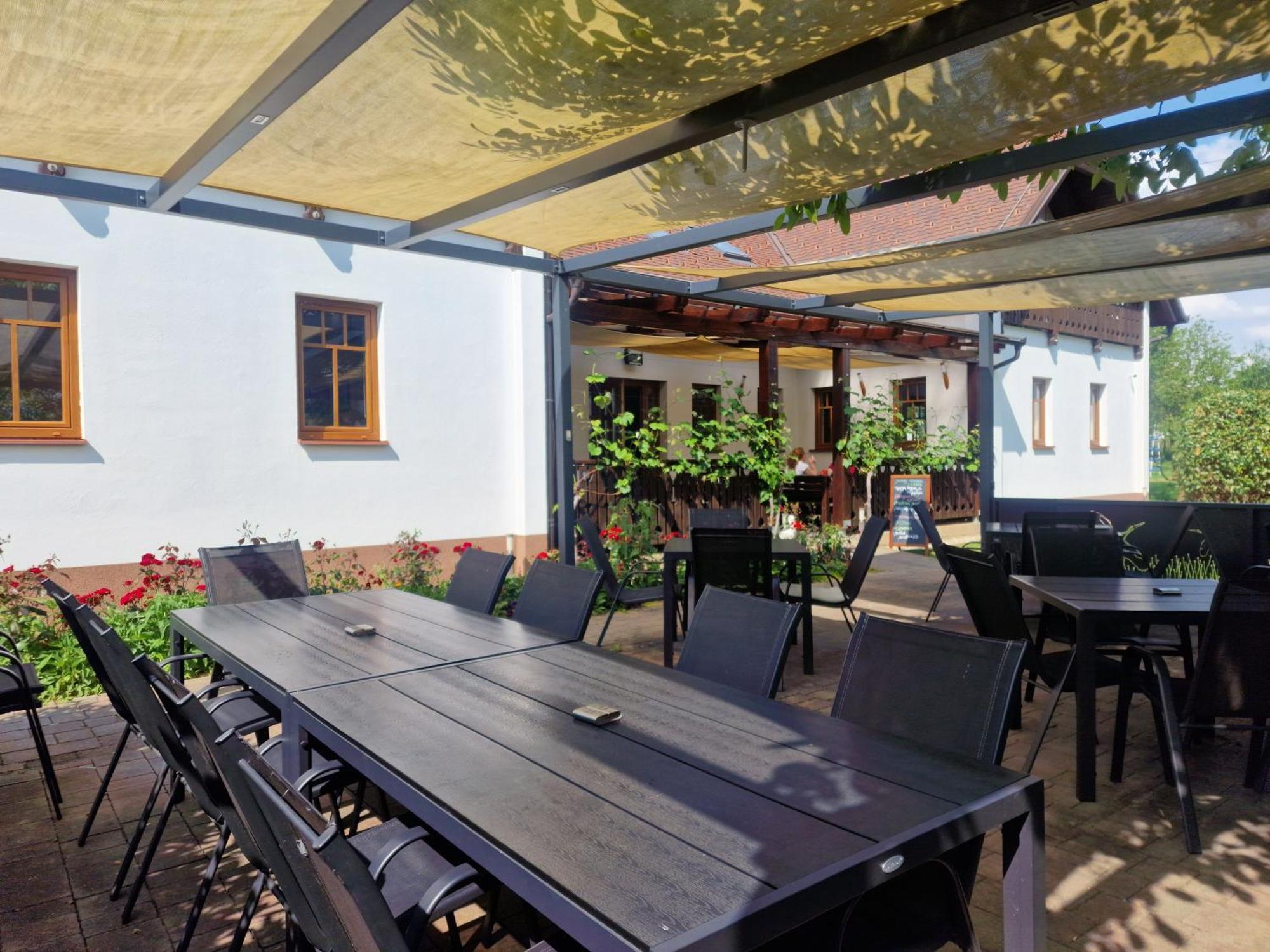 Pri Storklji Hotel Moravske-Toplice Exterior photo